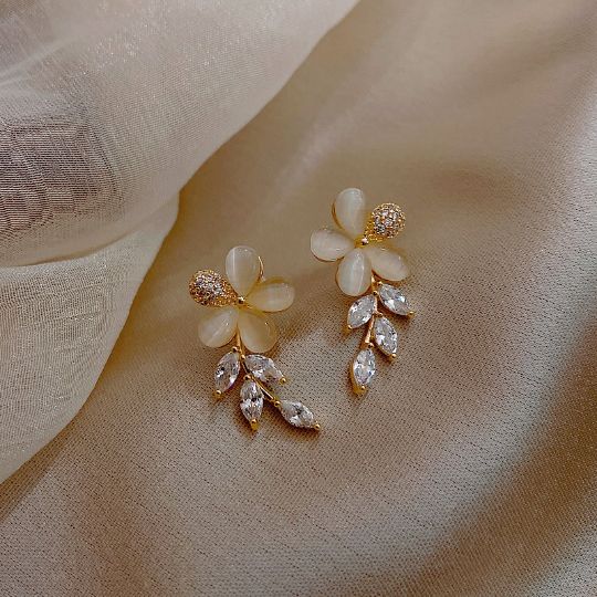 Picture of Opal Flower Leave Stud Earrings
