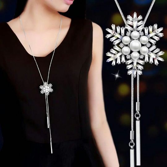 Picture of Snowflake Zircon Sweater Chain Necklace