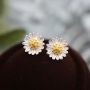 Picture of Cute Daisy Flower Stud Earrings