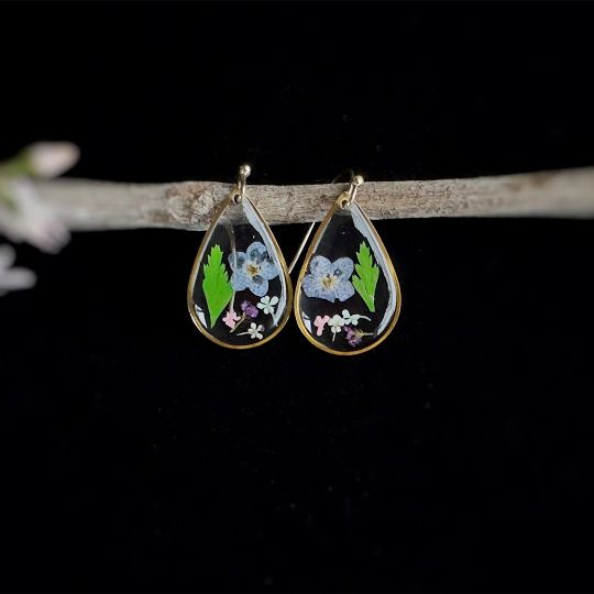 Picture of Forget Me Not Flower Waterdrop Earrings